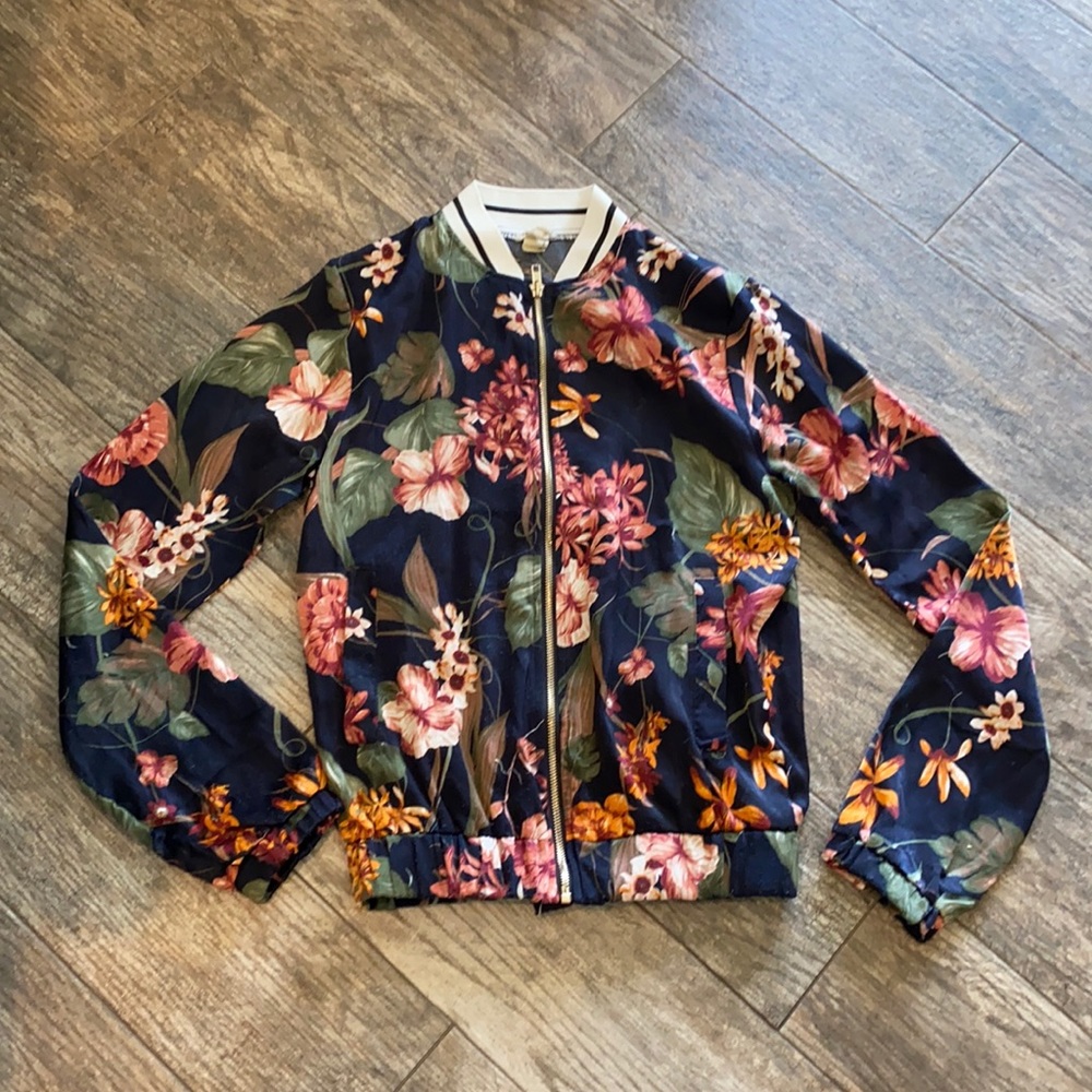 Gimmicks by bke floral bomber jacket